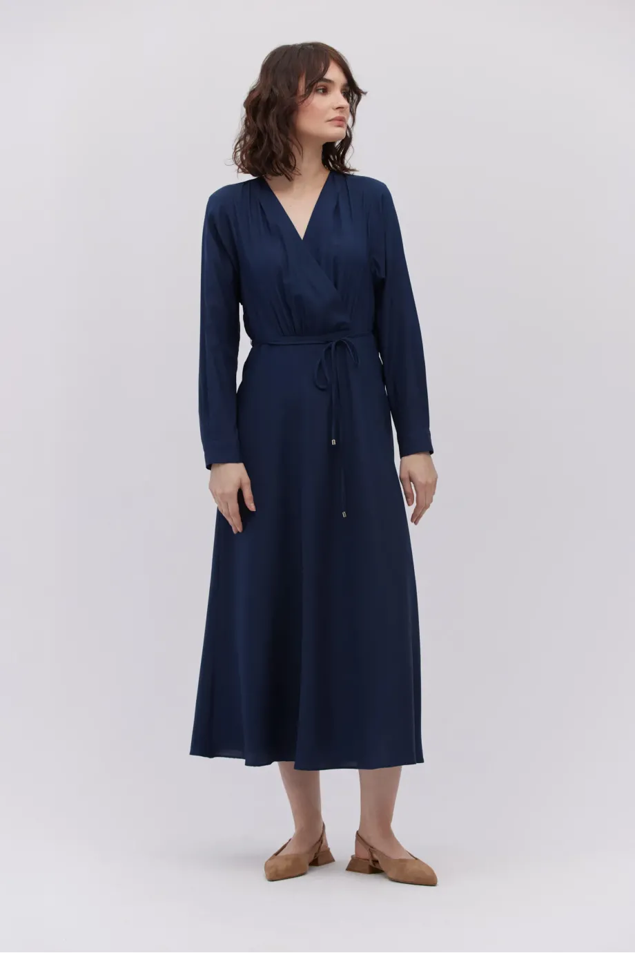 Rochie bleumarin din mătase Rochie bleumarin din mătase