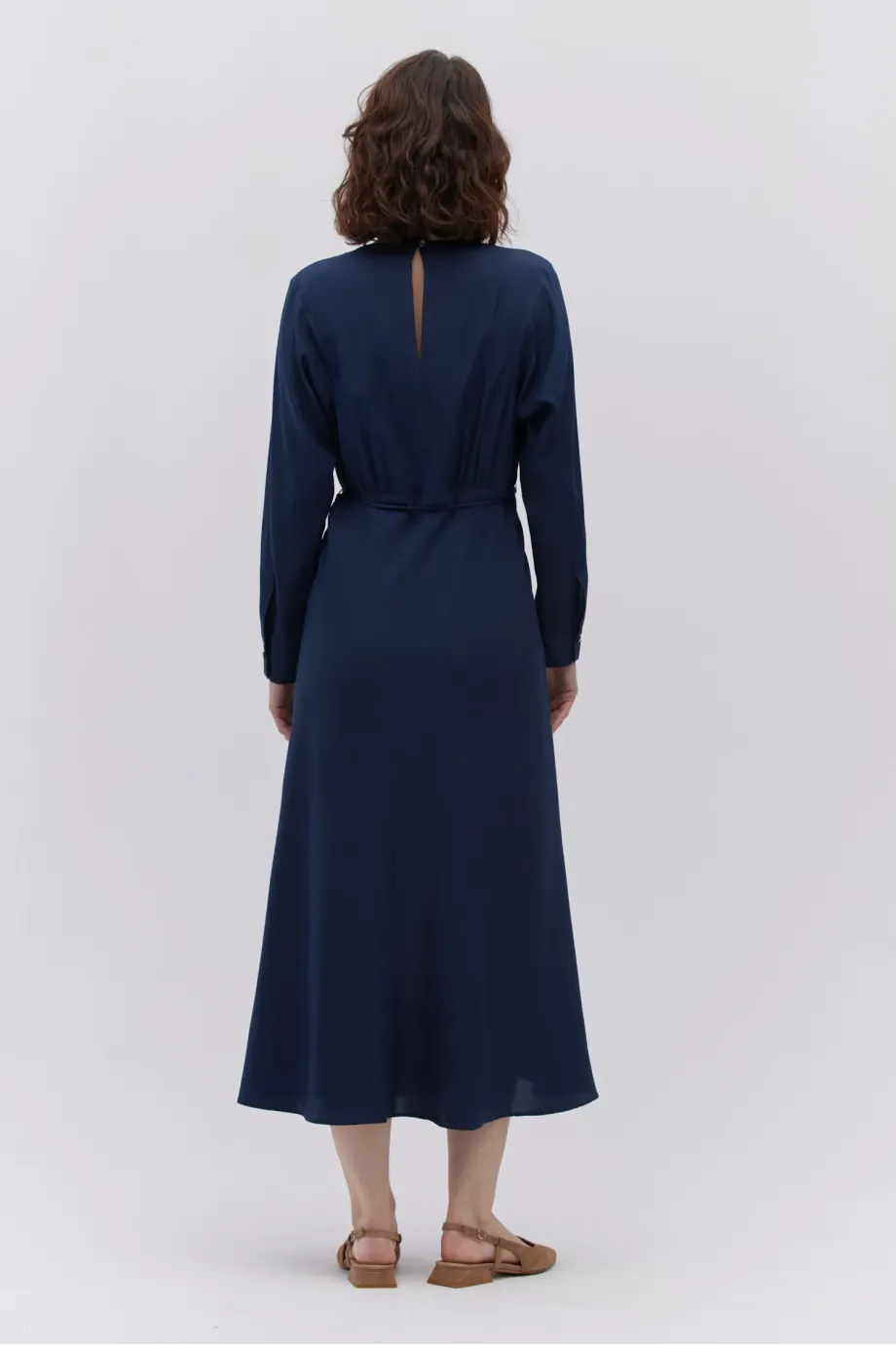 Rochie bleumarin din mătase Rochie bleumarin din mătase
