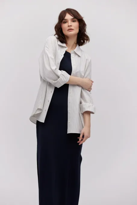 Rochie bleumarin cu decolteu halter