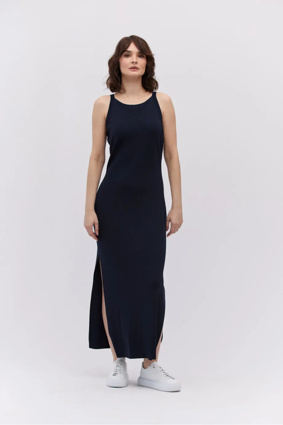 Rochie bleumarin cu decolteu halter Rochie bleumarin cu decolteu halter