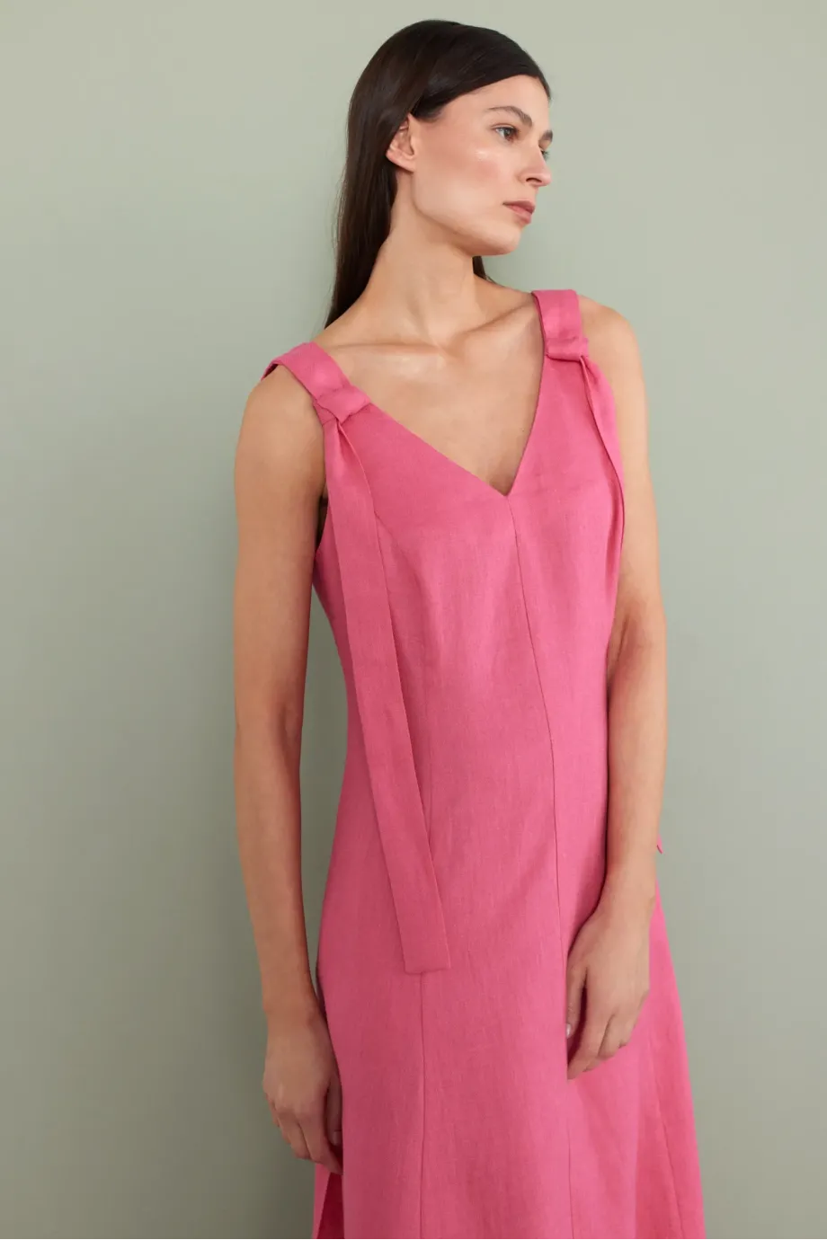 Rochie lunga din in roz cu bretele Rochie lunga din in roz cu bretele