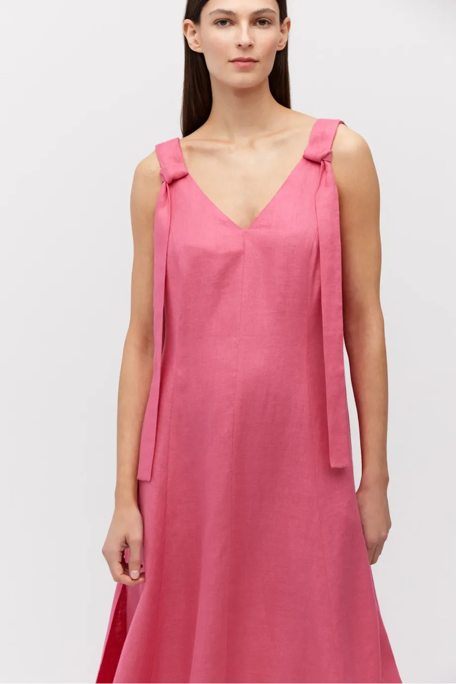 Rochie lunga din in roz cu bretele Rochie lunga din in roz cu bretele