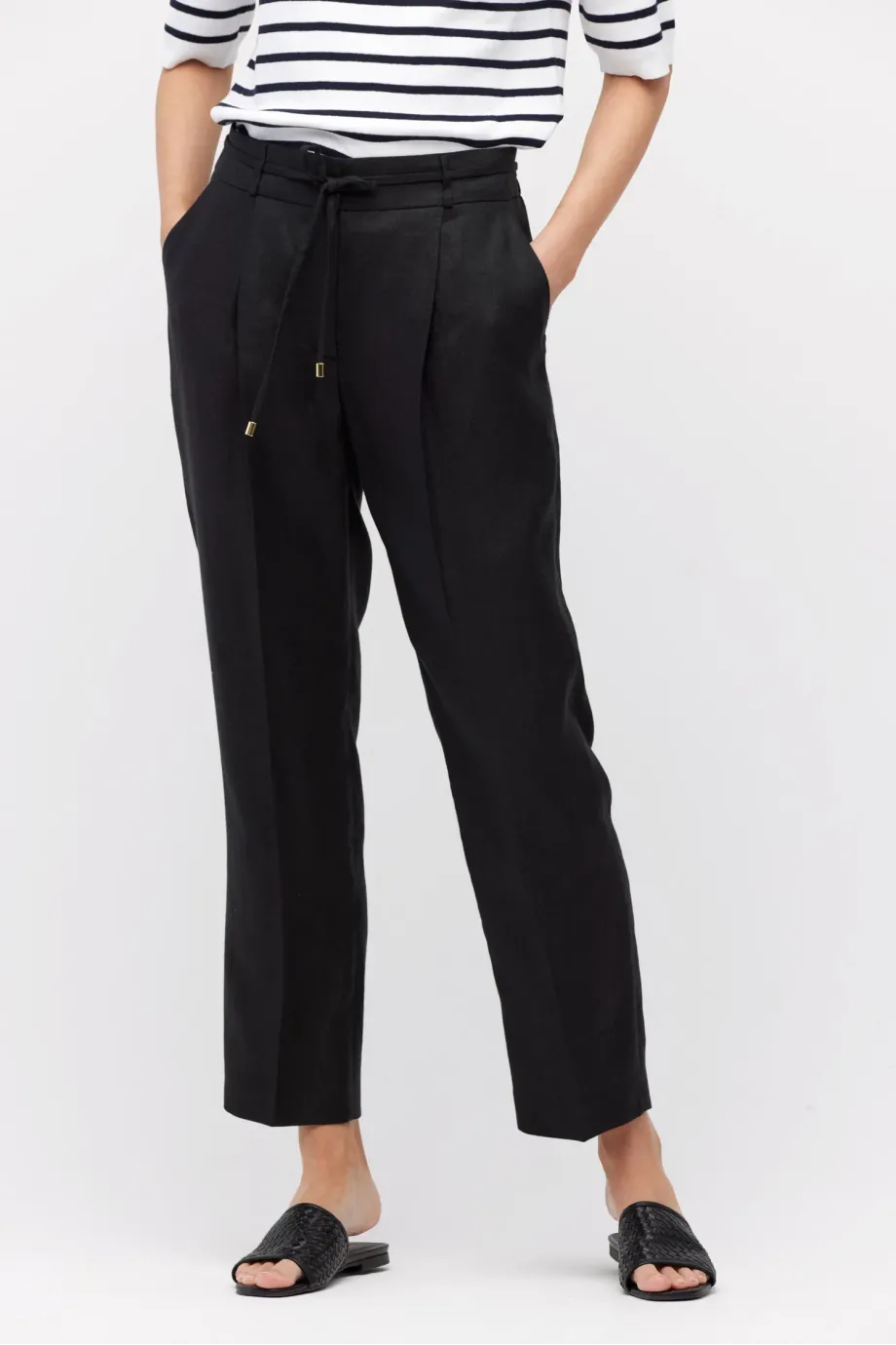 Pantaloni negri din in Pantaloni negri din in