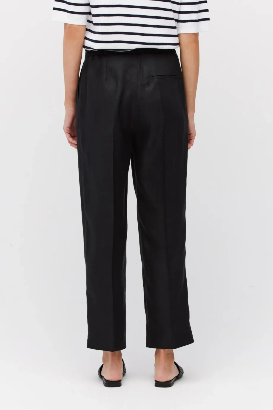Pantaloni negri din in Pantaloni negri din in
