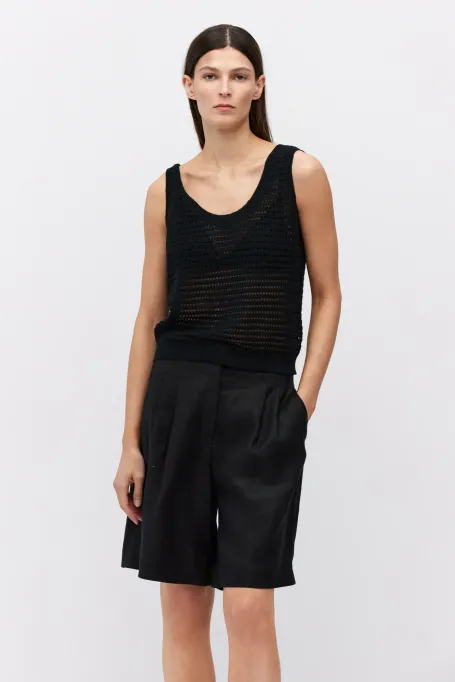 Pantaloni scurți negri din in, cu buzunare