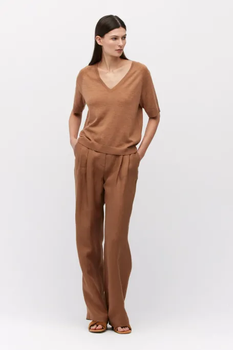 Pantaloni de costum maro din in