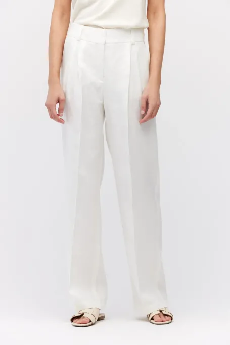 Pantaloni largi din in alb