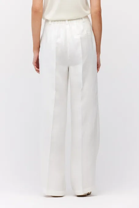 Pantaloni largi din in alb