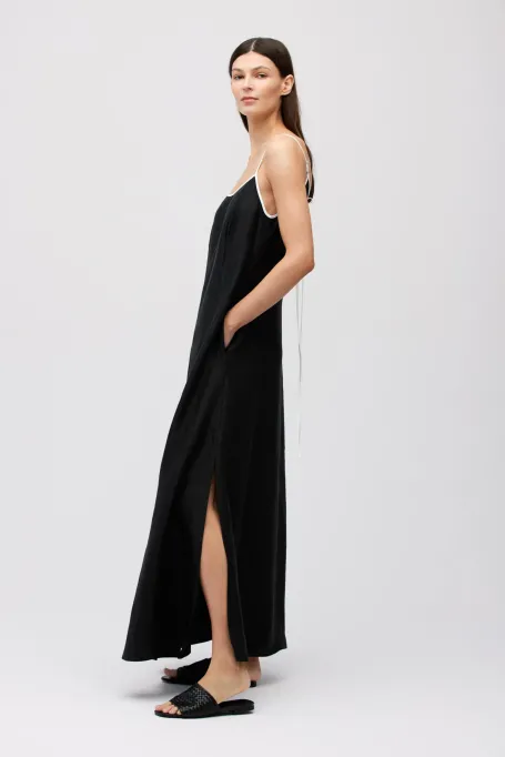 Rochie neagra din in