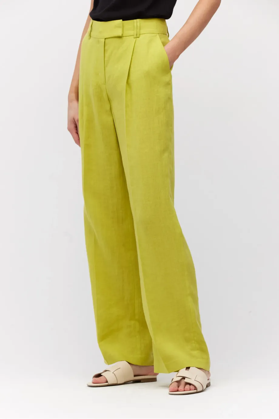 Pantaloni largi din in tei Pantaloni largi din in tei
