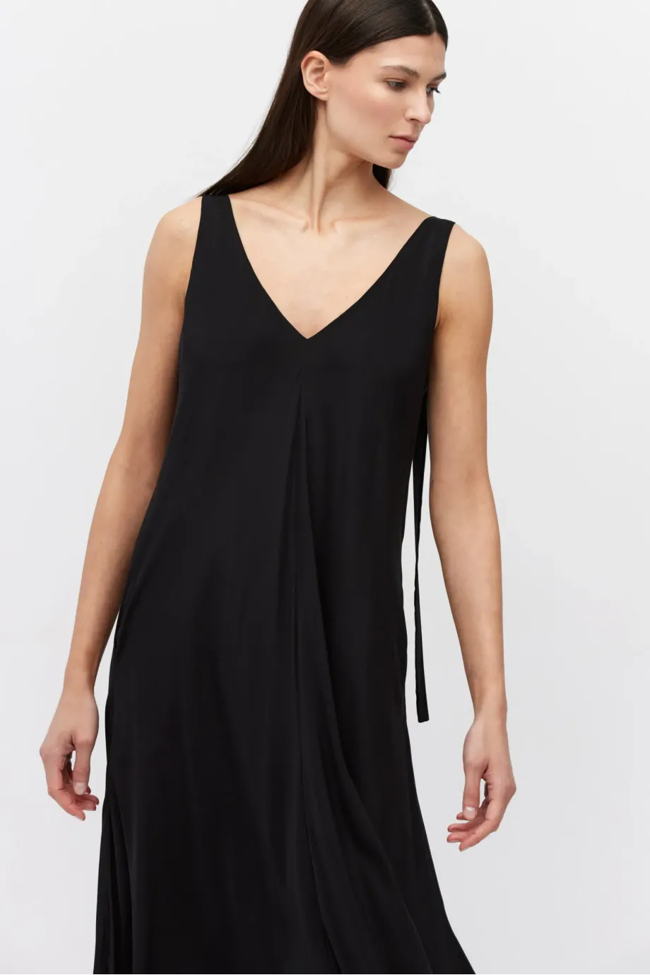 Rochie maxi neagră din mătase, în formă de trapez Rochie maxi neagră din mătase, în formă de trapez