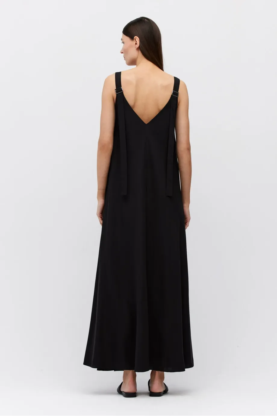 Rochie maxi neagră din mătase, în formă de trapez Rochie maxi neagră din mătase, în formă de trapez