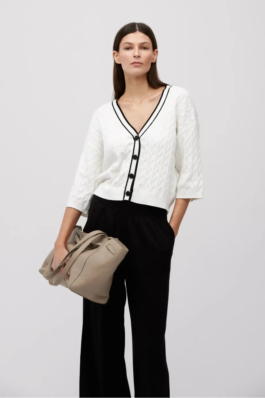 Cardigan alb din tricot cablu Cardigan alb din tricot cablu