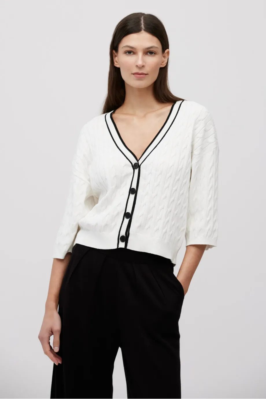 Cardigan alb din tricot cablu Cardigan alb din tricot cablu