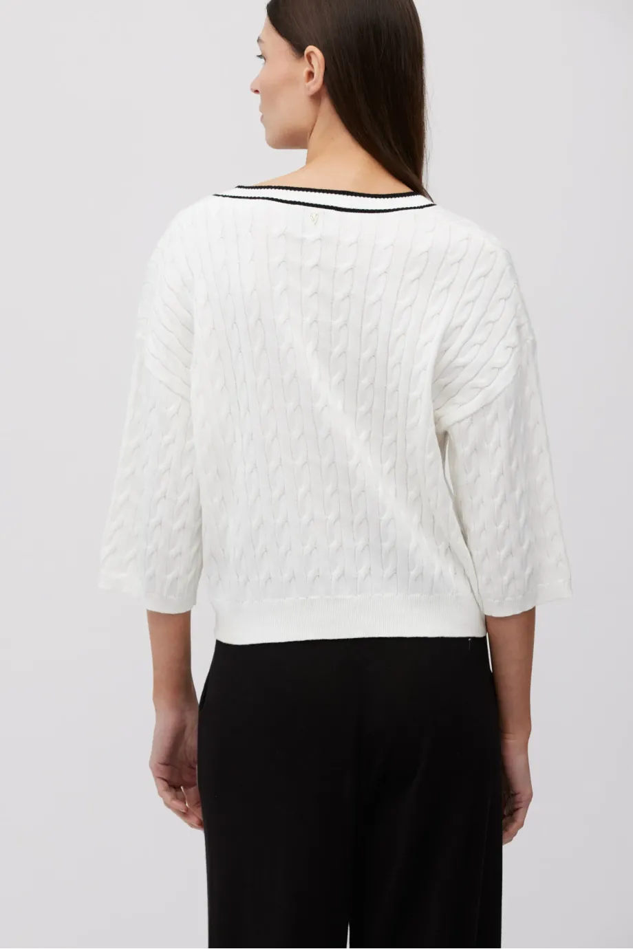 Cardigan alb din tricot cablu Cardigan alb din tricot cablu