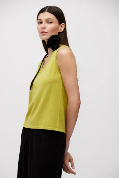 Top din bumbac lime și mătase