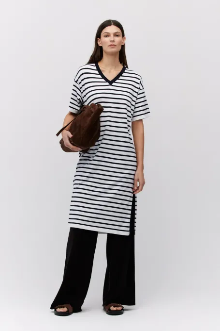 Rochie tub cu dungi albe