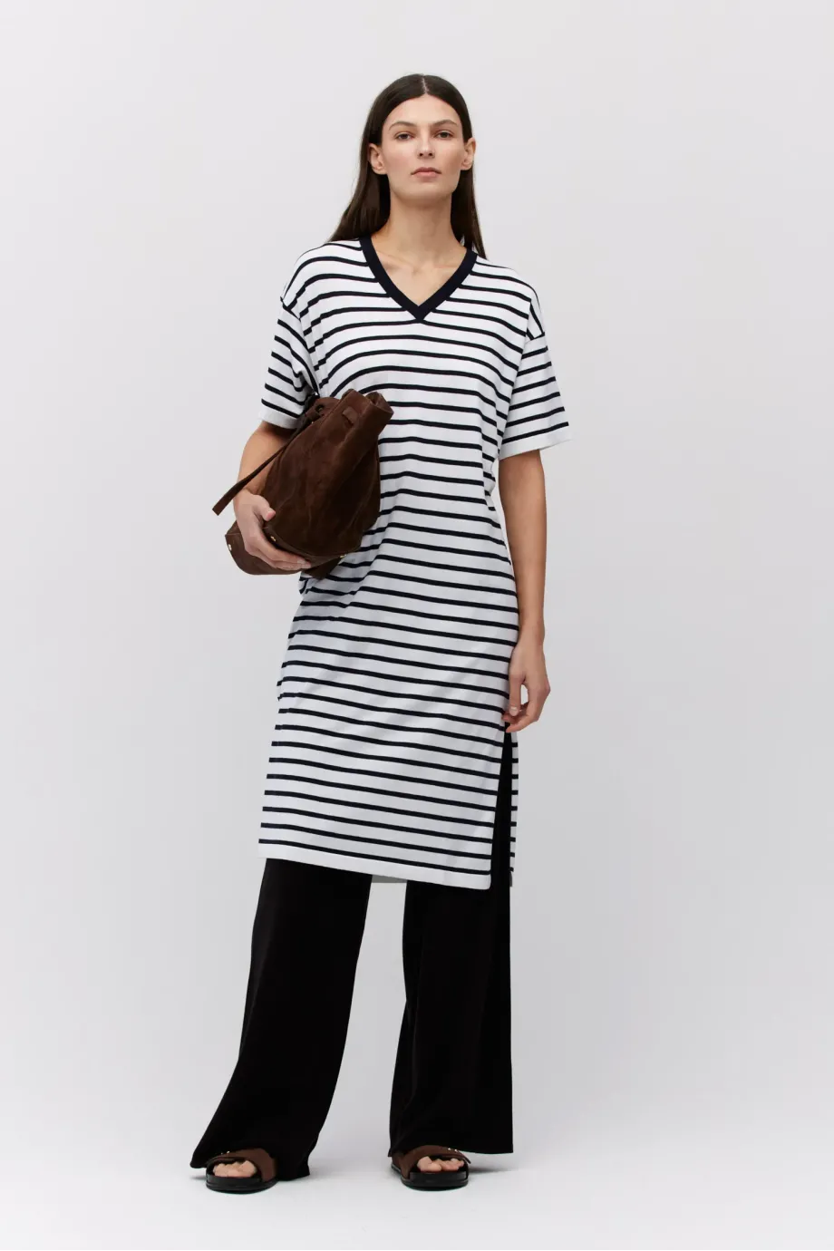 Rochie tub cu dungi albe Rochie tub cu dungi albe