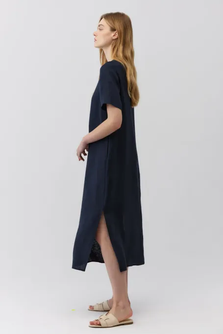Rochie de in bleumarin cu maneci scurte Rochie de in bleumarin cu maneci scurte