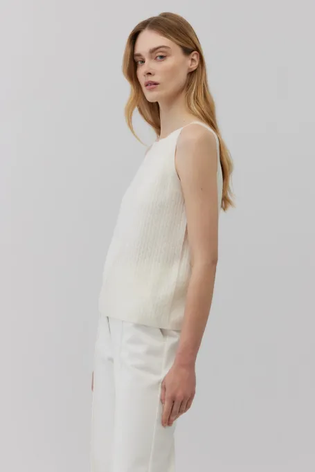 Top cu halter alb din lana merinos Top cu halter alb din lana merinos