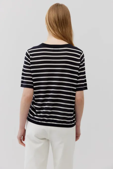 Tricou cu dungi albe și bleumarin din lyocell și cașmir