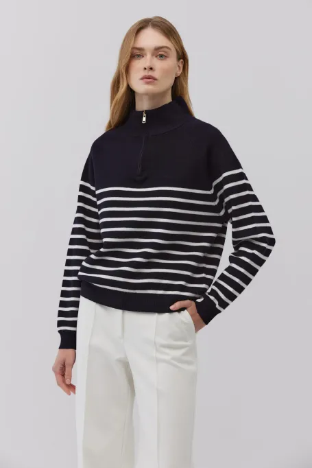 Pulover din lână merinos în dungi bleumarin