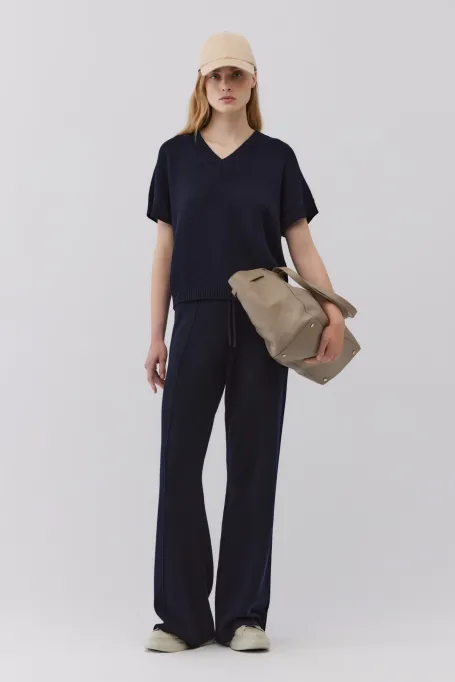 Bluză din lână merinos cu decolteu în V