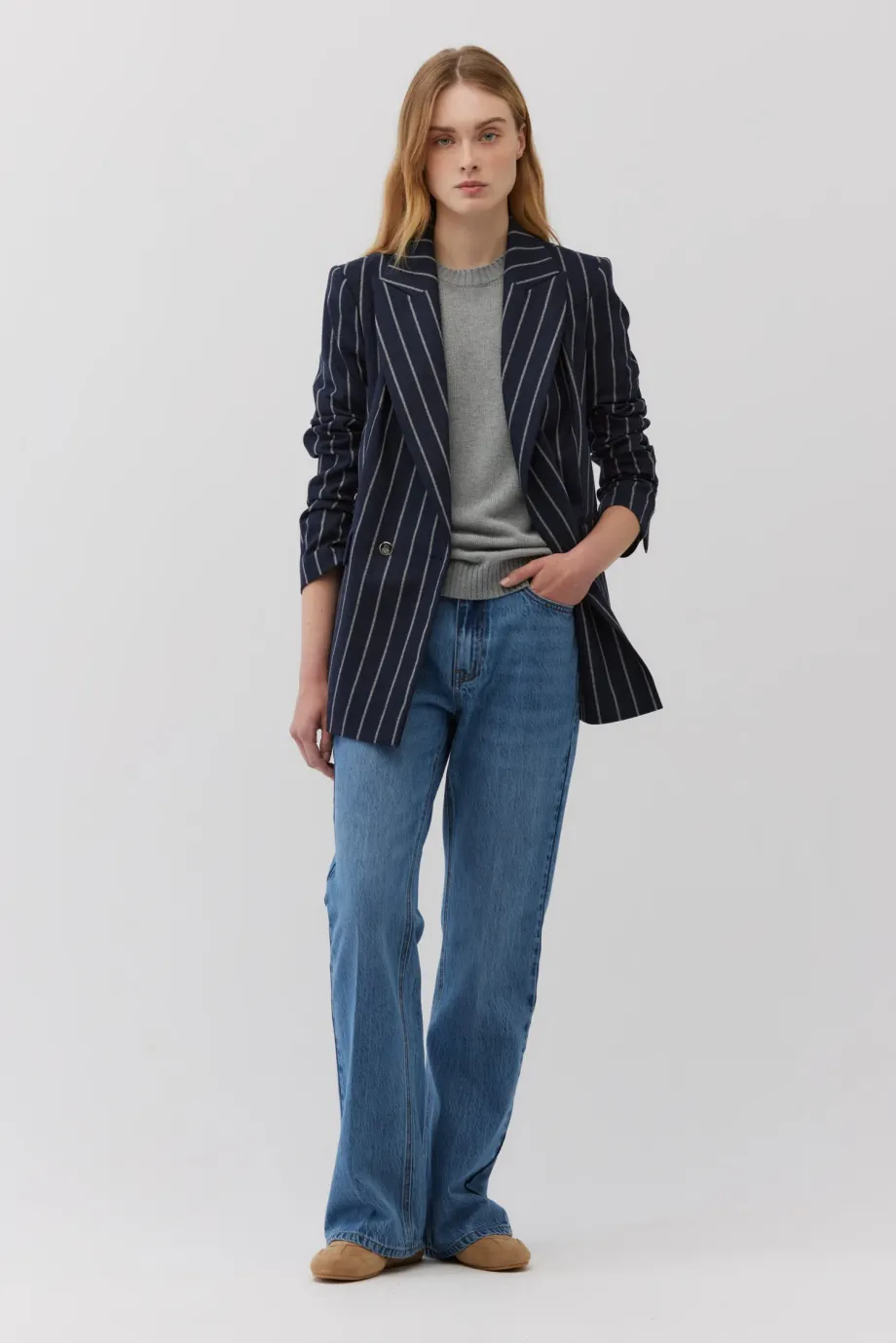 Blugi bootcut cu talie înaltă Blugi bootcut cu talie înaltă