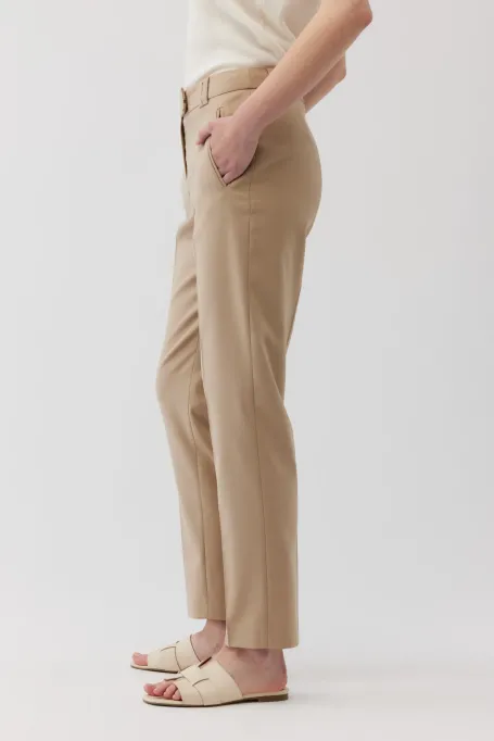 Pantaloni bej cu lana virgina Pantaloni bej cu lana virgina