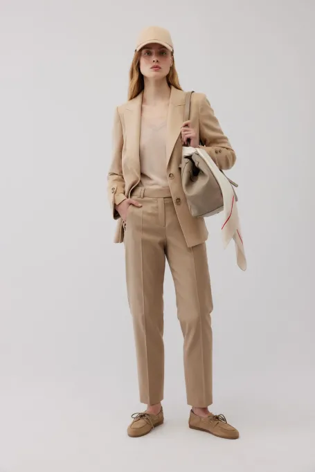 Pantaloni bej cu lana virgina
