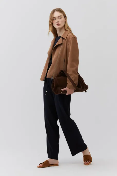 Geaca din piele intoarsa camel