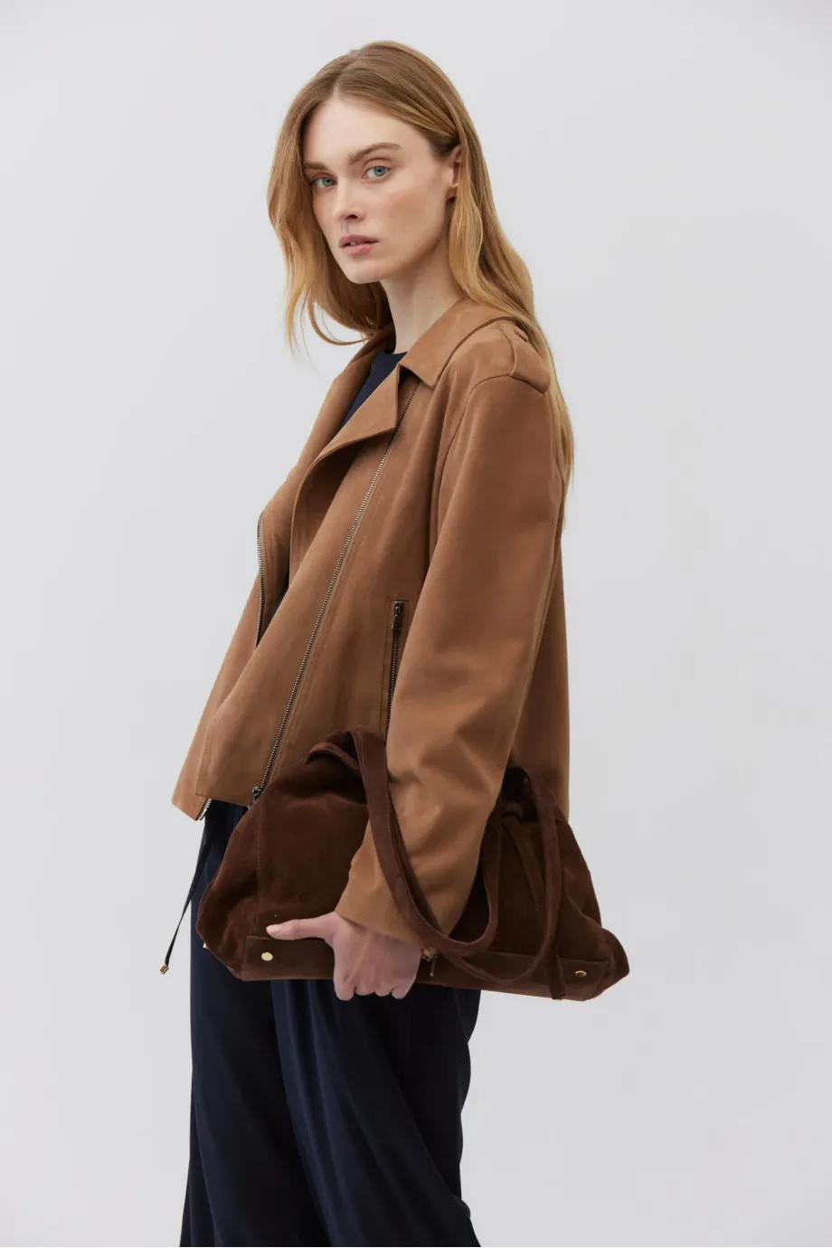 Geaca din piele intoarsa camel Geaca din piele intoarsa camel
