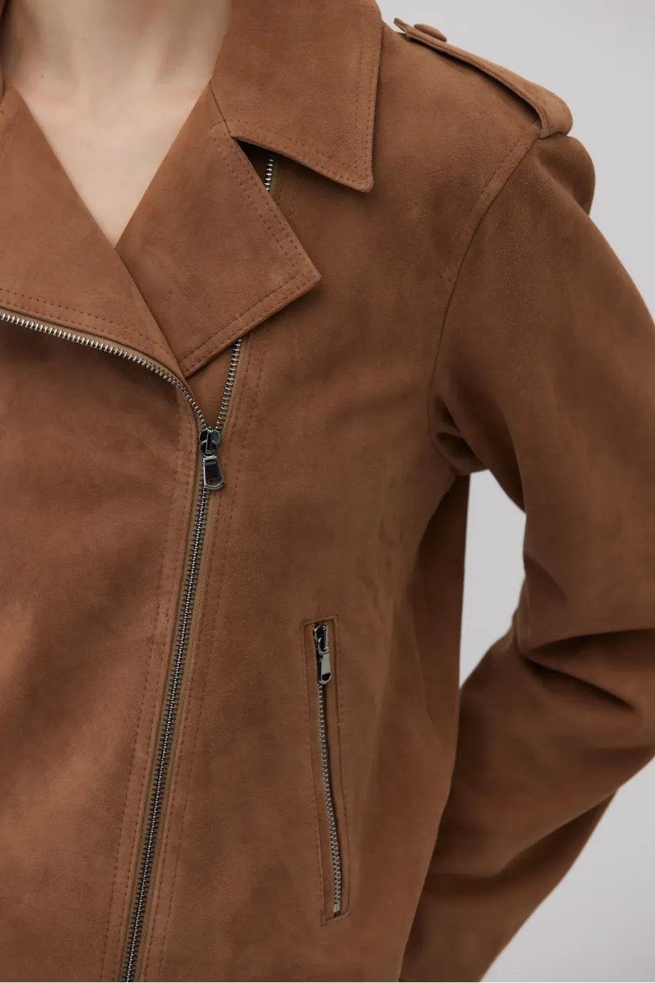 Geaca din piele intoarsa camel Geaca din piele intoarsa camel