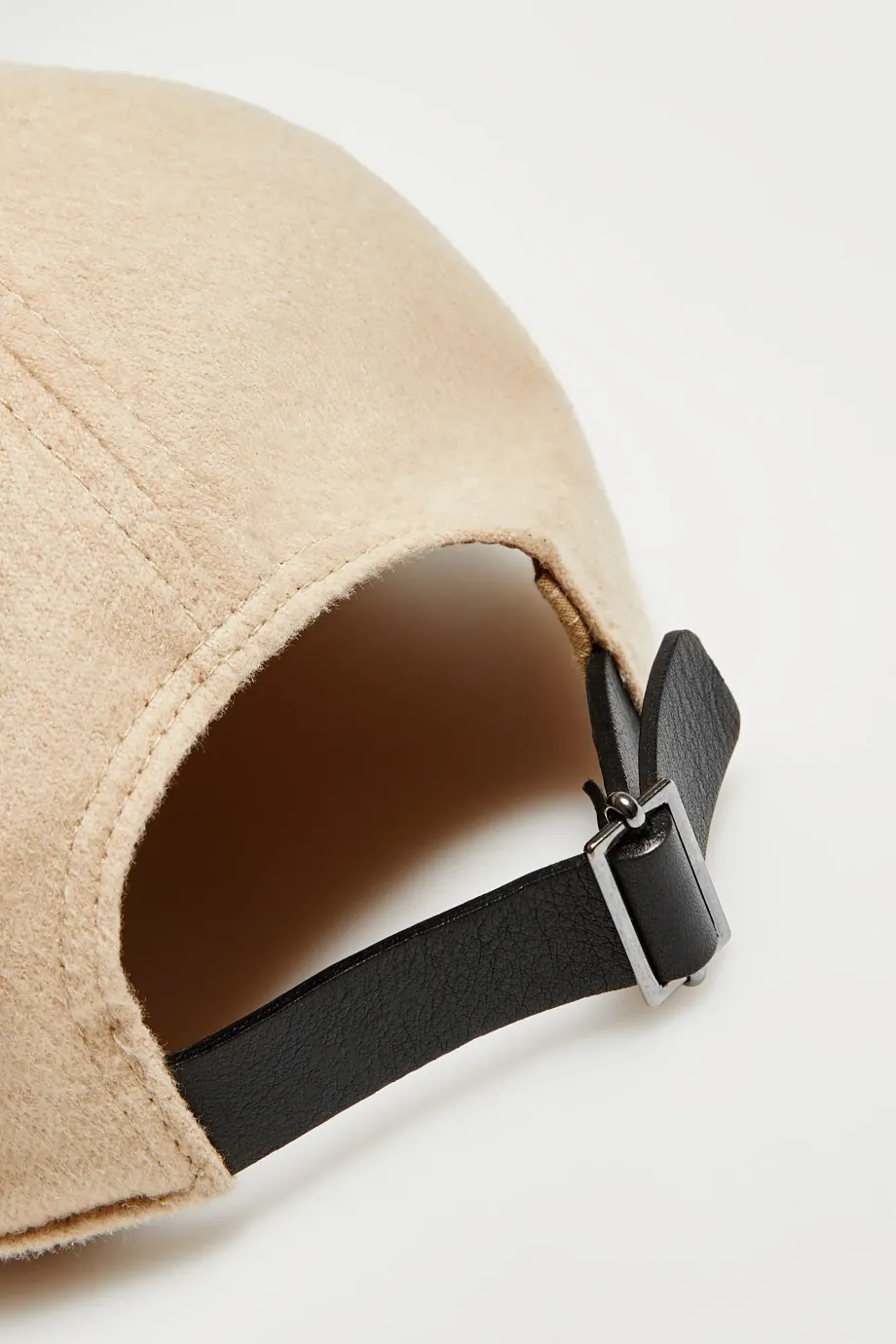 Şapcă de baseball din lână de cămilă bej Şapcă de baseball din lână de cămilă bej