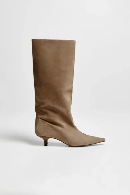Cizme din piele intoarsa cu toc mijlociu