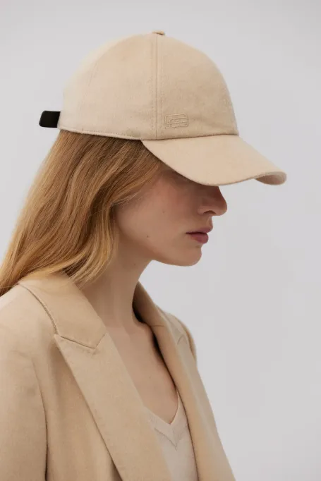 Şapcă de baseball din lână de cămilă bej Şapcă de baseball din lână de cămilă bej