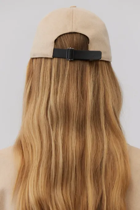 Şapcă de baseball din lână de cămilă bej Şapcă de baseball din lână de cămilă bej