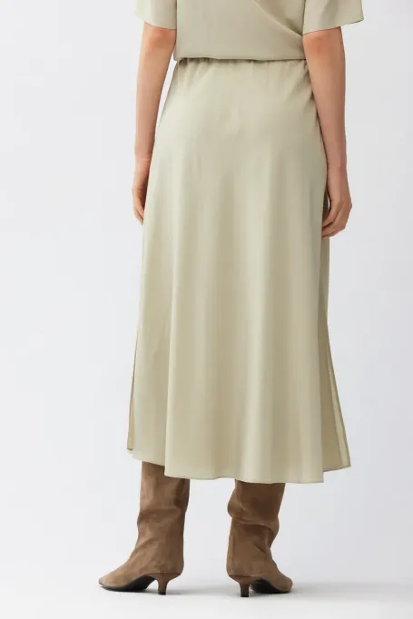 Fusta midi din matase verde deschis