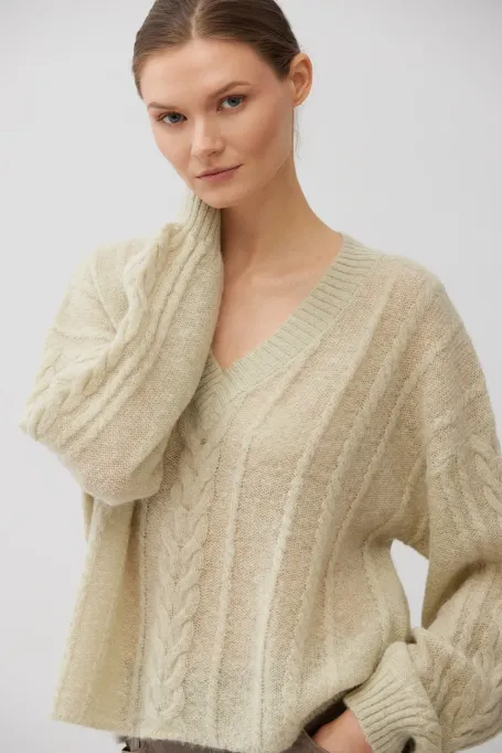 Pulover verde deschis din tricot liber cu lână de alpaca Pulover verde deschis din tricot liber cu lână de alpaca