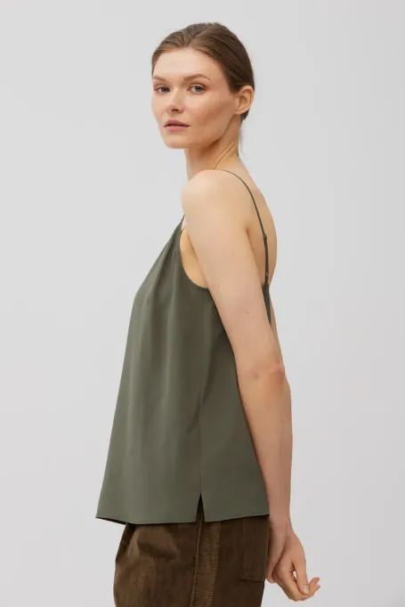 Top din mătase verde