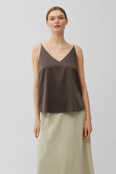 Top cu decolteu în V din mătase maro