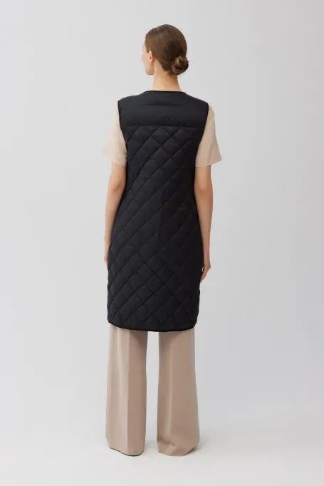 Vestă neagră cu puf lung