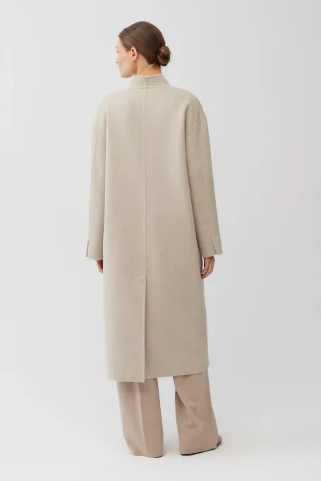 Palton dublu bej din lână și mătase