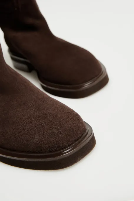 Cizme din piele întoarsă maro