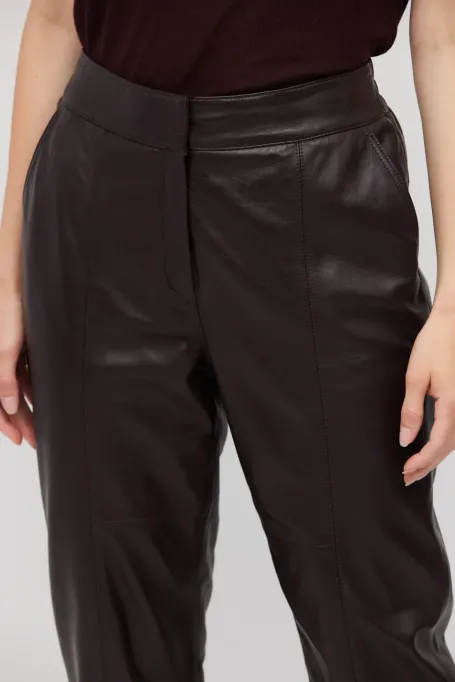 Pantaloni din piele vinete cu buzunare