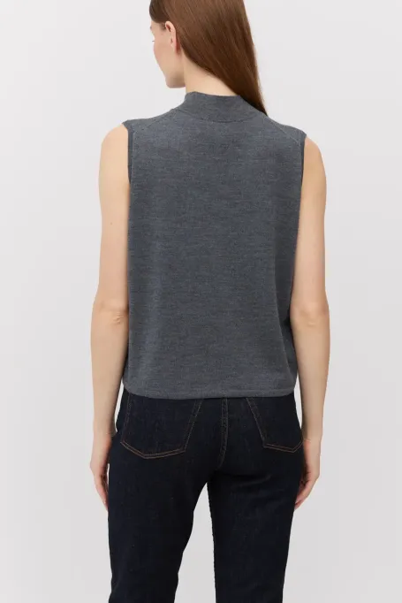 Culoare gri fără mâneci