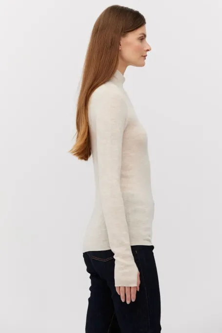 Pulpetă bej din lână merinos