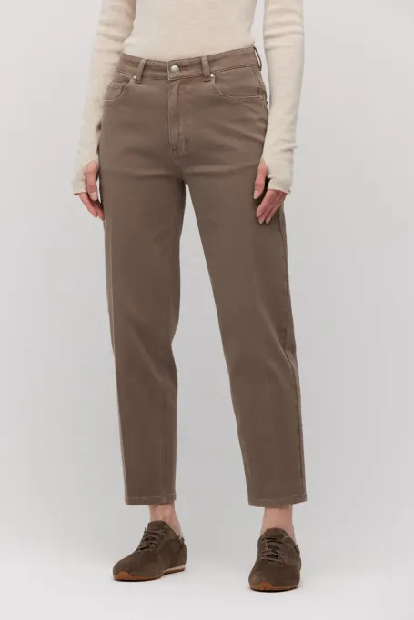 Blugi mom fit maro cu talie înaltă
