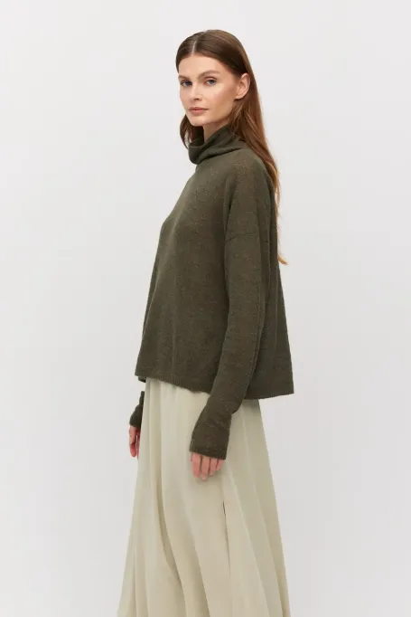 Turtleneck verde cu lana de alpaca