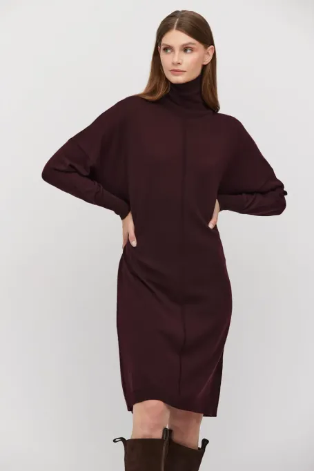 Rochie cu guler înalt din lână merinos vinete Rochie cu guler înalt din lână merinos vinete